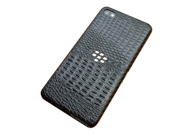 Skin da điện thoại BlackBerry Z30