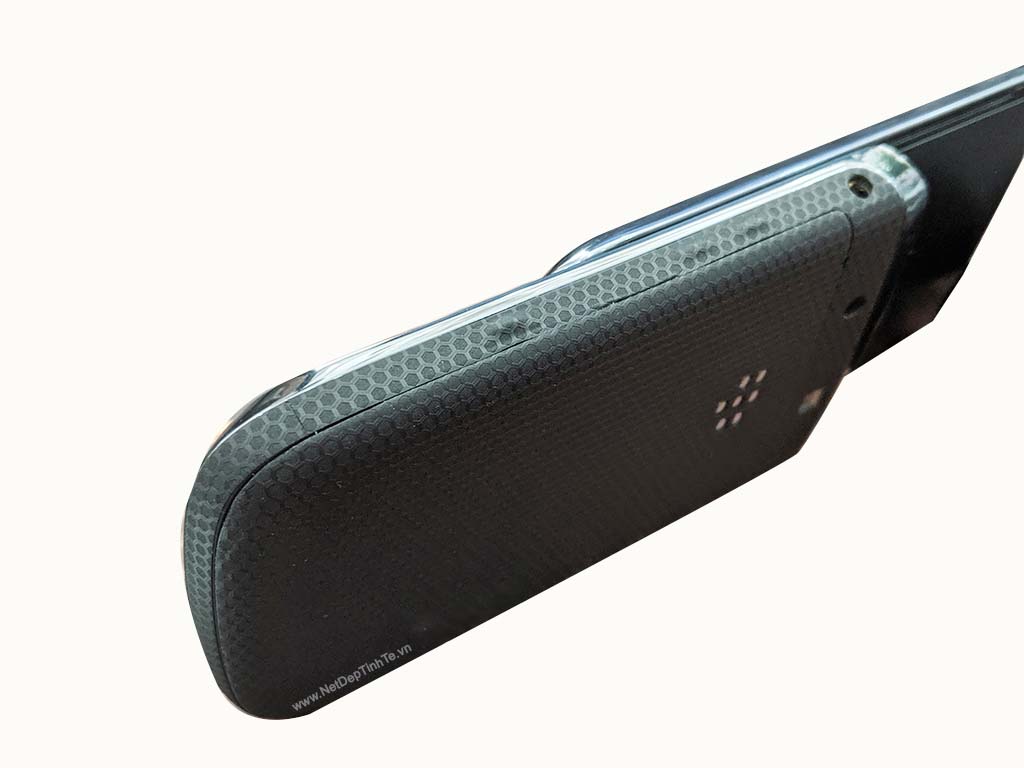 Skin-film-3M-dien-thoai-BlackBerry-9800-F2-200k (1) Skin film 3M điện thoại BlackBerry 9800