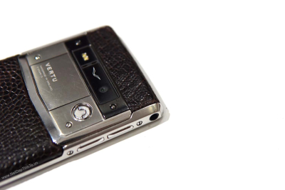 Skin da điện thoại Vertu Signature Touch