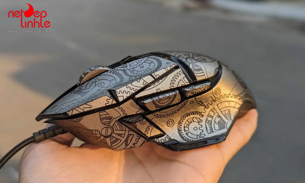 Dán skin để bảo vệ chuột máy tính khỏi trầy xước và va đập