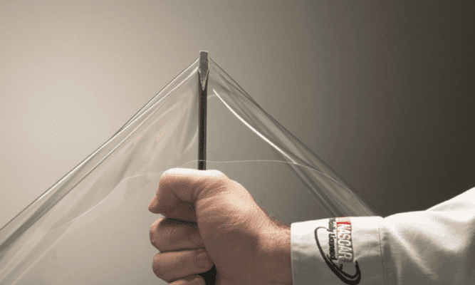 Lớp nền đàn hồi là lớp quan trọng nhất của miếng dán PPF Laptop ASUS