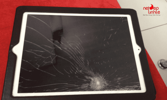 Dán màn hình máy tính bảng giúp bảo vệ thiết bị khỏi trầy xước va đập nhẹ
