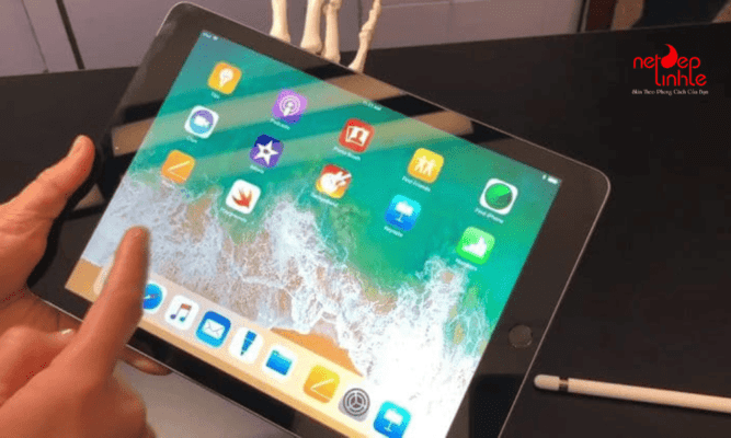 Dán màn hình máy tính bảng chuyên nghiệp tại Nét đẹp tinh tế