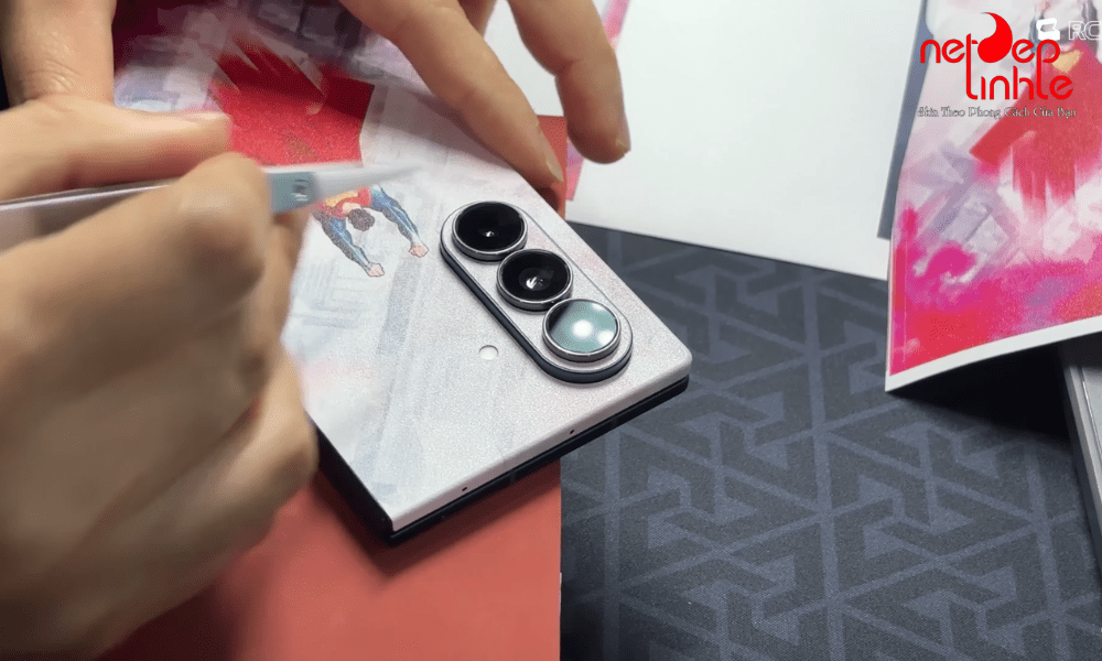 Nét Đẹp Tinh Tế tỉ mỉ xử lý từng chi tiết nhỏ nhất khi dán