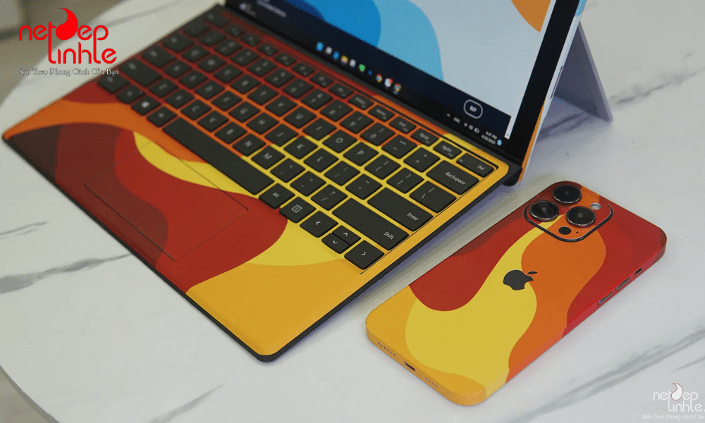 Dán Skin Magic Keyboard Là Gì? Phân loại miếng dán