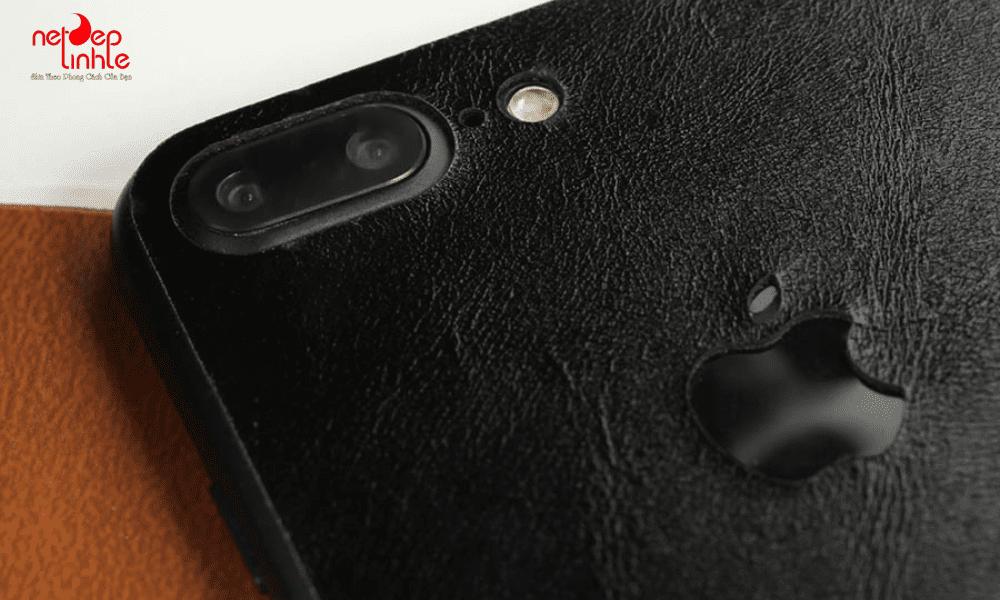 Nâng cấp điện thoại của bạn ngay bằng cách dán skin iPhone 7/8 